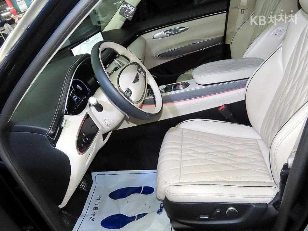 Дженезис GV70Бензин 2.5T AWD - 6