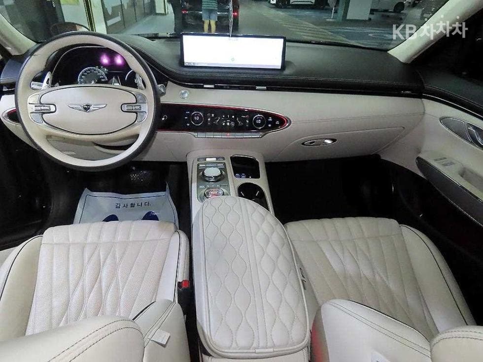 Дженезис GV70Бензин 2.5T AWD - 10