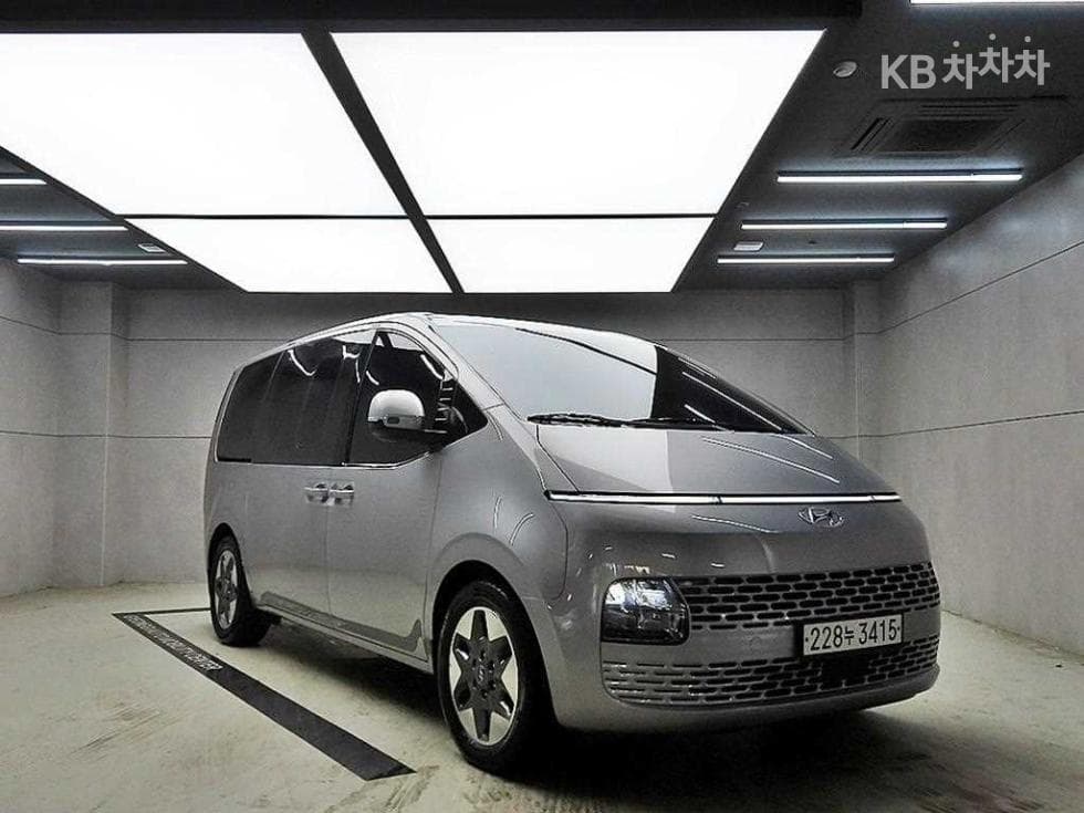Хюндай Staria 3.5 LPG Турер 9 Modern - Image 1