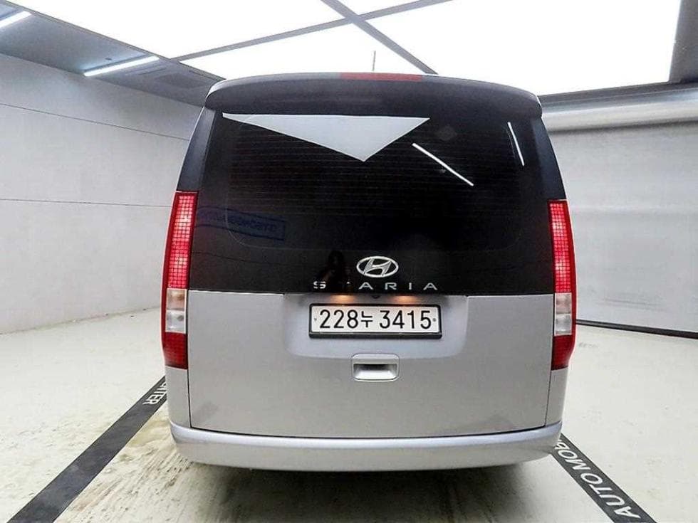 Хюндай Staria3.5 LPG Турер 9 Modern - 3