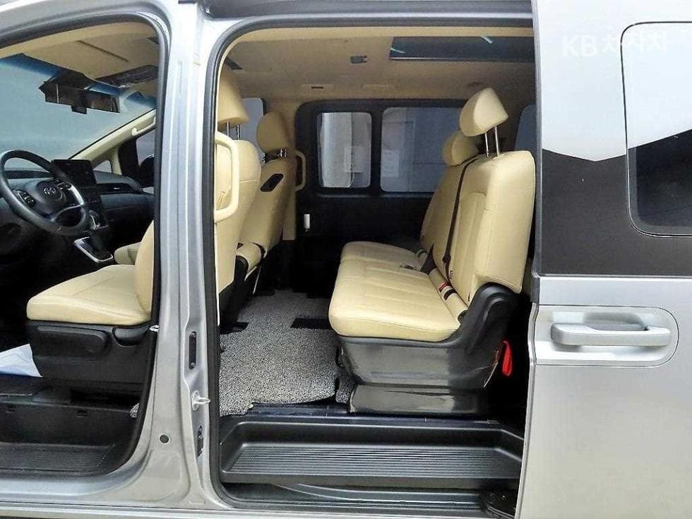 Хюндай Staria3.5 LPG Турер 9 Modern - 6