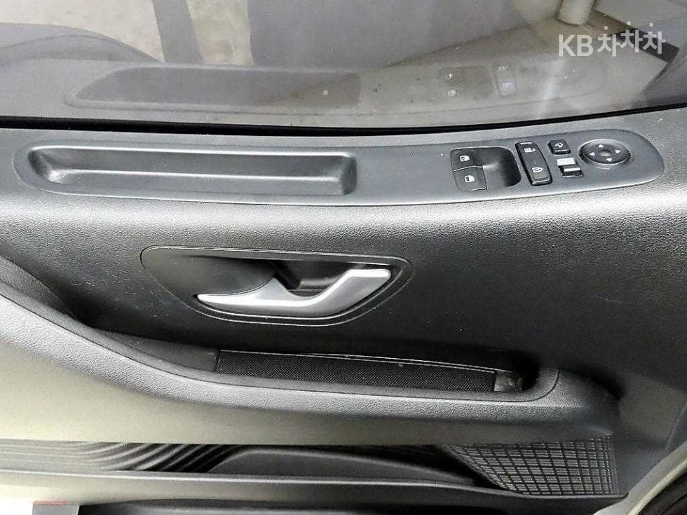 Хюндай Staria3.5 LPG Турер 9 Modern - 11