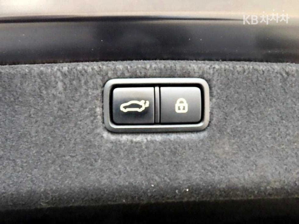 Дженезис G803.3 GDI AWD Премиум Люкс - 17