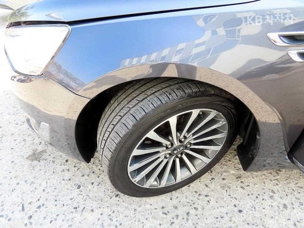 Kia The New (facelift) K72.4 GDI Prestige - 18