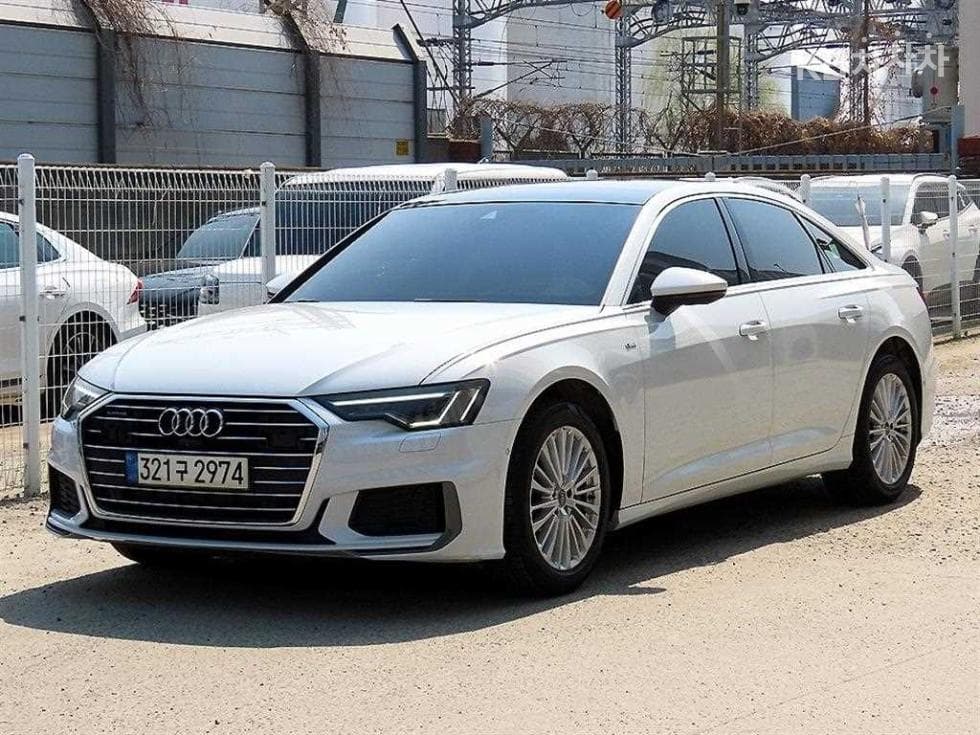 Ауди A6(C8)45 TFSI Quattro Premium - 2