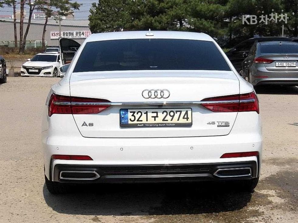 Ауди A6(C8)45 TFSI Quattro Premium - 4