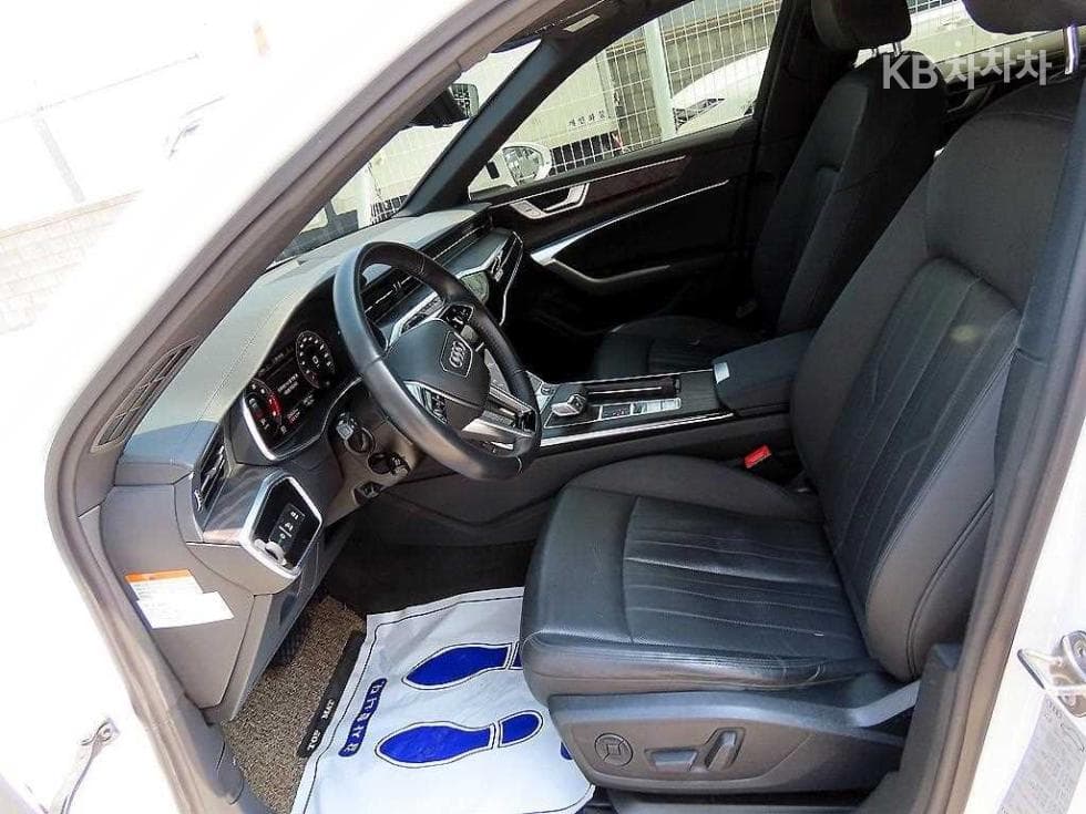 Ауди A6(C8)45 TFSI Quattro Premium - 5