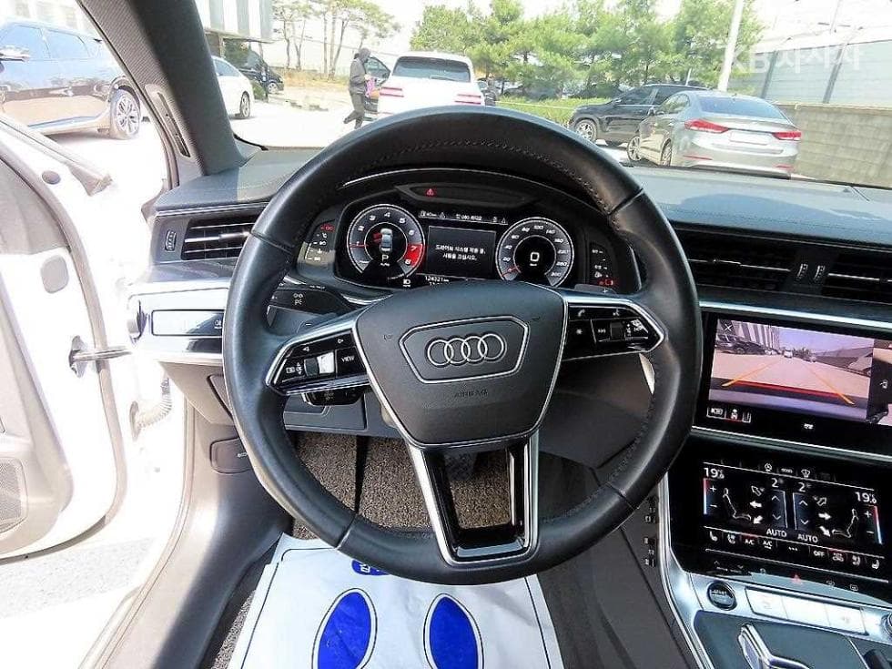 Ауди A6(C8)45 TFSI Quattro Premium - 8