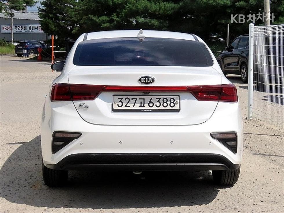 Kia All New K31.6 Gasoline Prestige - 4
