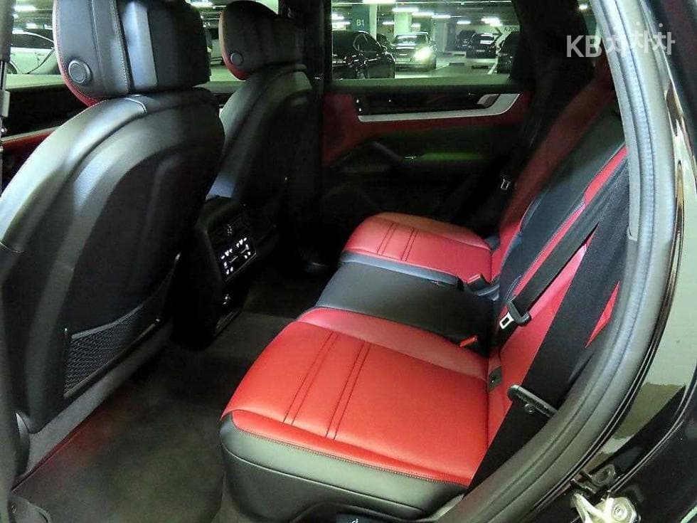 Porsche Cayenne(9Y0)3.0 Coupe Стандартен - 7