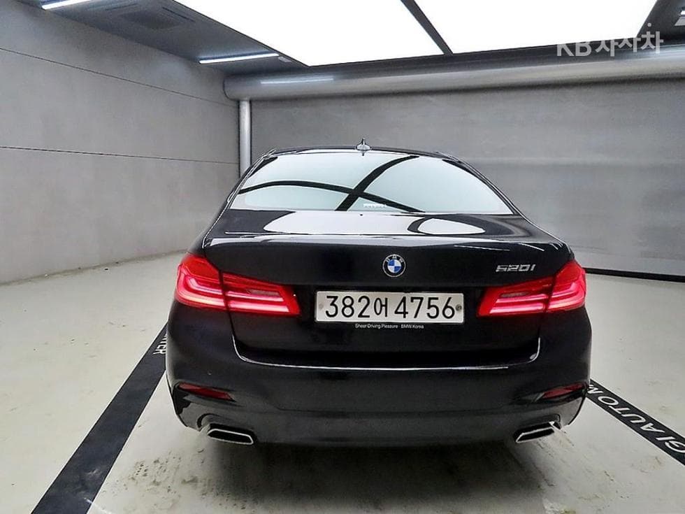 BMW 올Нов5 Серия (G30)520i M Sport - 3