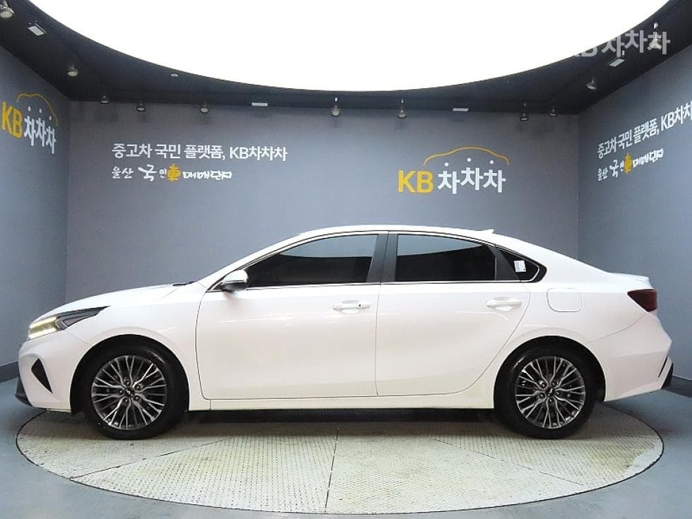 Kia All New K31.6 Gasoline Noblesse - 5