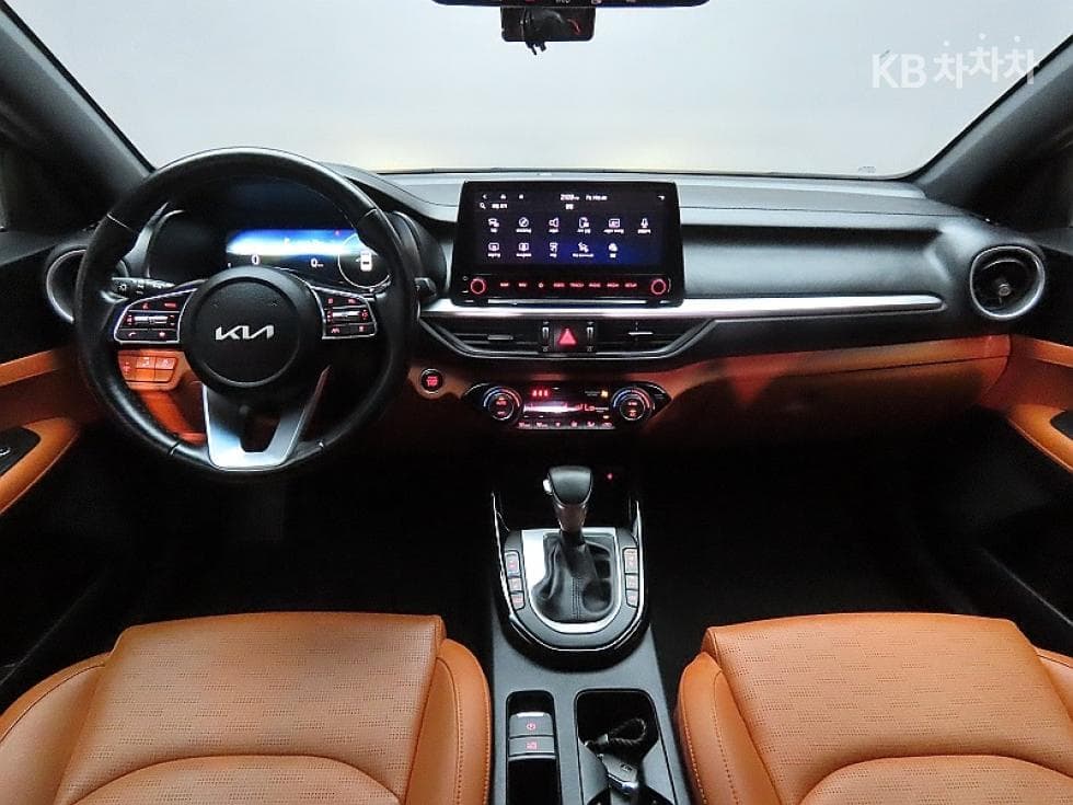 Kia All New K31.6 Gasoline Noblesse - 6