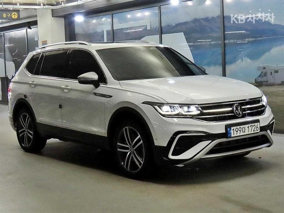 Volkswagen Tiguan Allspace 2.0 Турбонагнетен Стратифициран Инжекция (ВВ) Prestige - Image 1