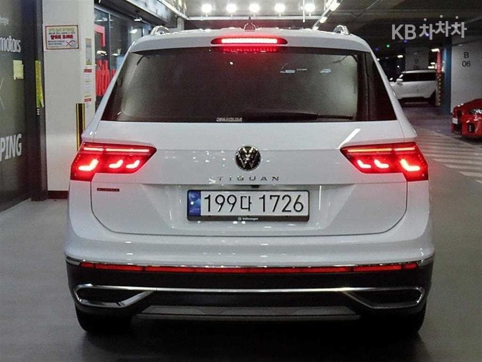 Volkswagen Tiguan Allspace2.0 Турбонагнетен Стратифициран Инжекция (ВВ) Prestige - 5