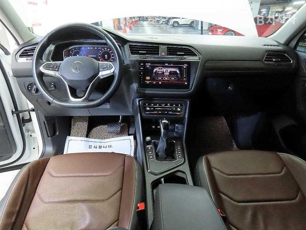 Volkswagen Tiguan Allspace2.0 Турбонагнетен Стратифициран Инжекция (ВВ) Prestige - 10
