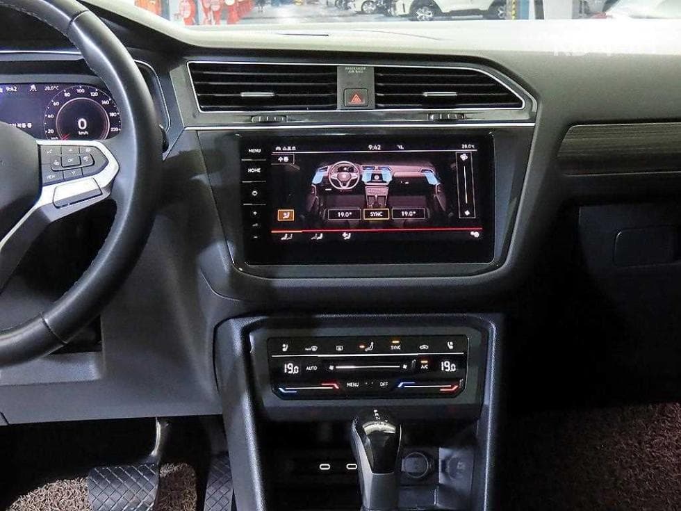 Volkswagen Tiguan Allspace2.0 Турбонагнетен Стратифициран Инжекция (ВВ) Prestige - 11