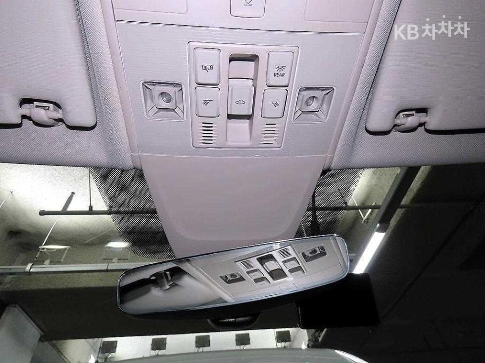 Volkswagen Tiguan Allspace2.0 Турбонагнетен Стратифициран Инжекция (ВВ) Prestige - 13