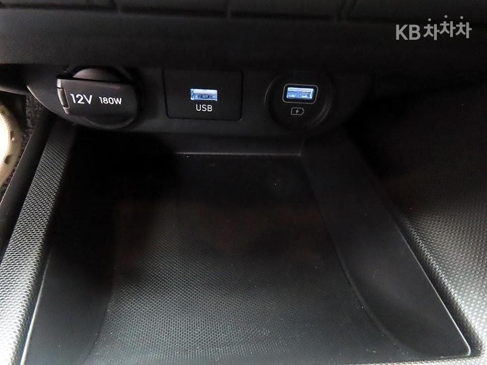 Hyundai All New Avante (Elantra)(CN7)1.6 Gasoline Modern - 13