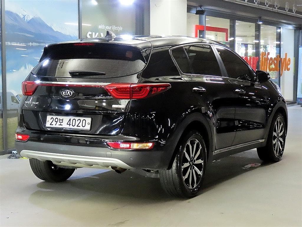 Киа Sportage 4-то поколениеДизел 1.7 2WD Тренди - 4