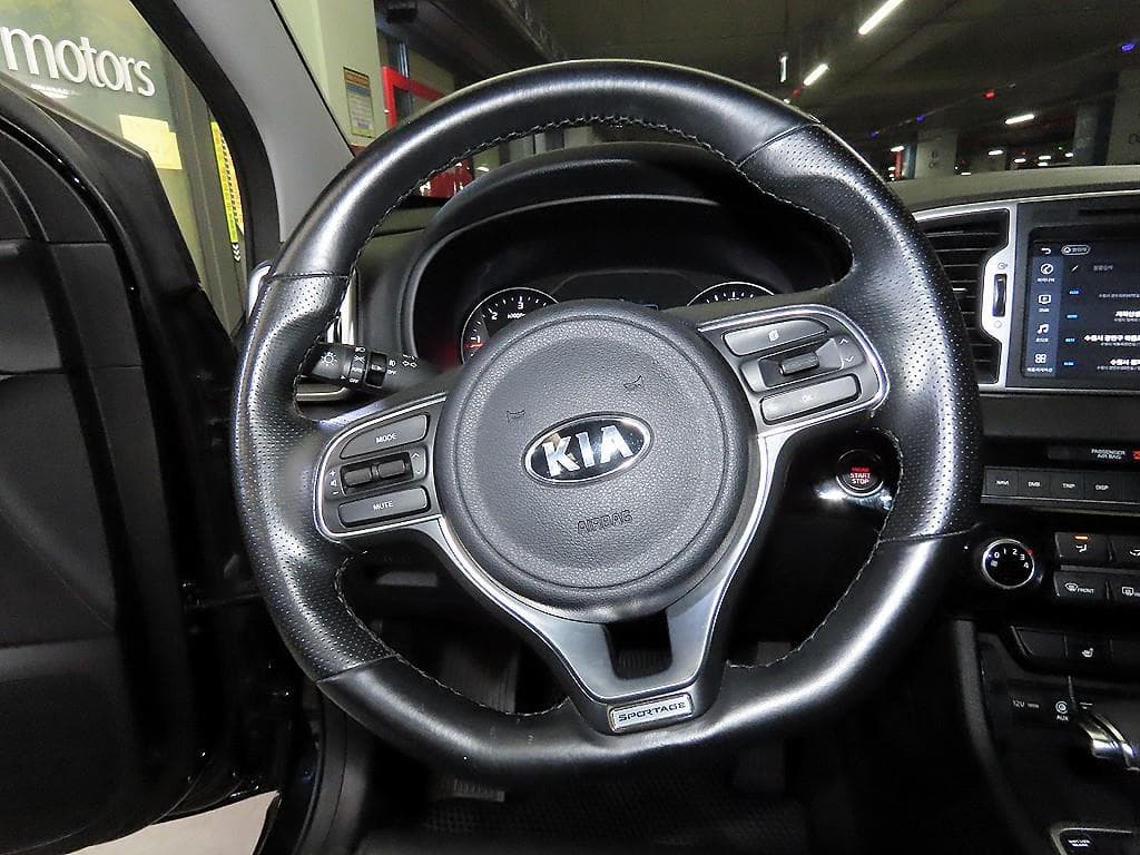 Киа Sportage 4-то поколениеДизел 1.7 2WD Тренди - 8