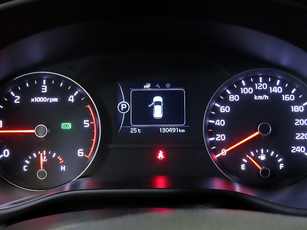 Киа Sportage 4-то поколениеДизел 1.7 2WD Тренди - 9
