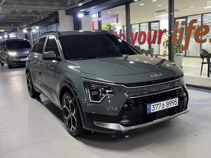 Киа Ди Всеново Ниро 1.6 HEV Signature - Image 1