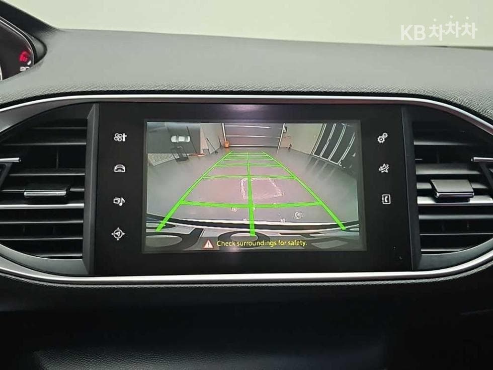 Peugeot 308 Второ поколение1.6 BlueHDi 악티브 - 15