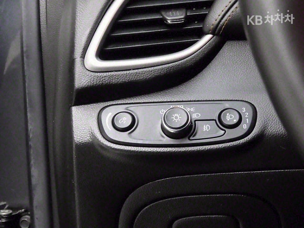 GM Korea The New (facelift) Trax1.4 LT Deluxe - 12