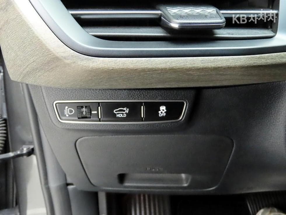 Kia K82.5L gasoline Noblesse - 12