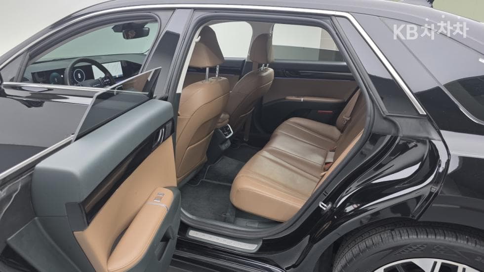 Хюндай Ди Всеново Grandeur (Azera)2.5L бензин 2WD Premium - 17