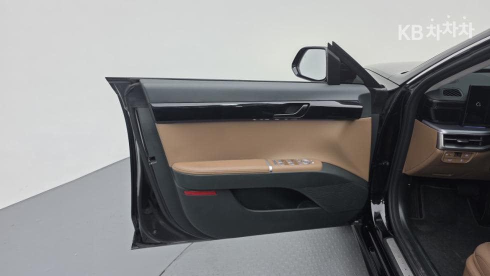 Хюндай Ди Всеново Grandeur (Azera)2.5L бензин 2WD Premium - 19