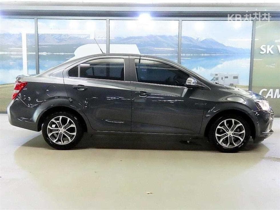 GM Korea The New (facelift) 아베오1.4 Turbo LT - 3