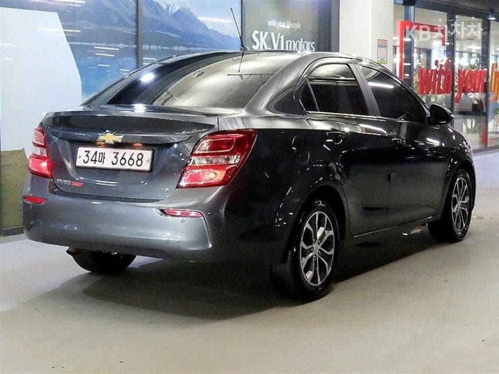 GM Korea The New (facelift) 아베오1.4 Turbo LT - 4
