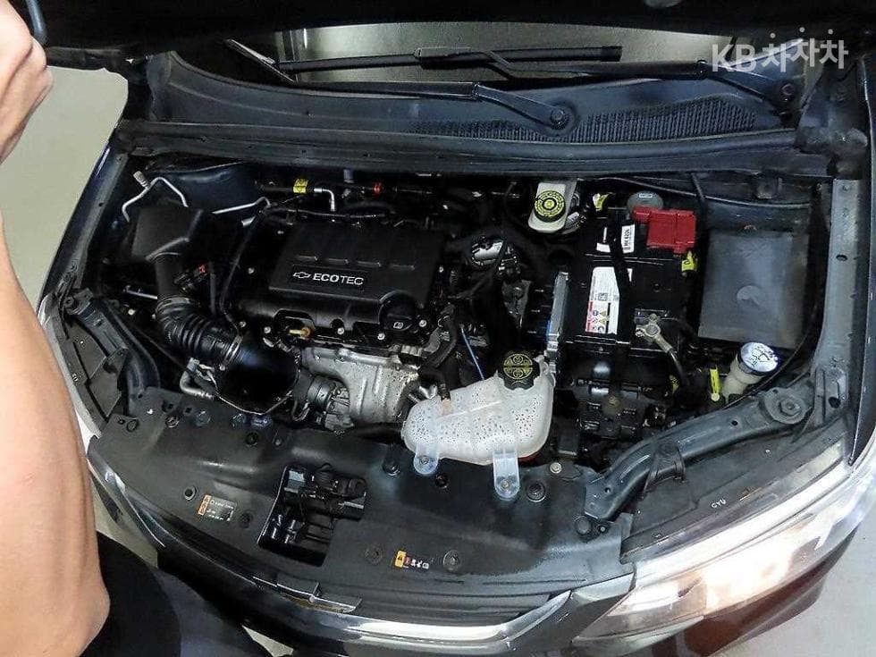 GM Korea The New (facelift) 아베오1.4 Turbo LT - 15