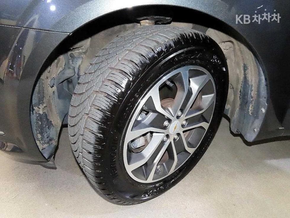GM Korea The New (facelift) 아베오1.4 Turbo LT - 16