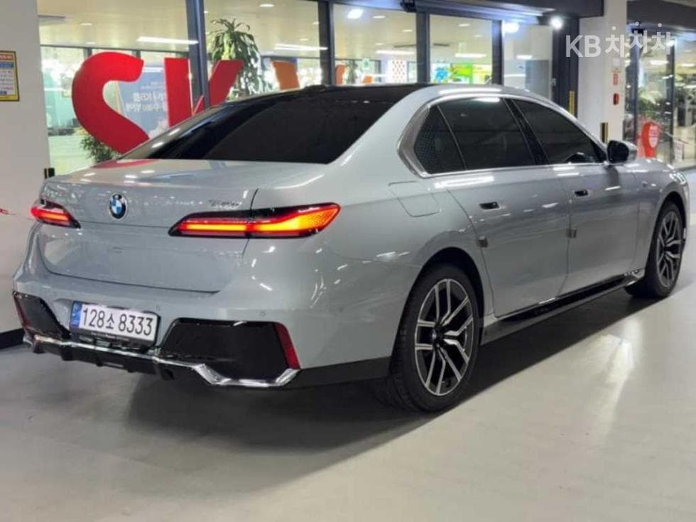 BMW 7시리즈(G70)740i xDrive M Sport - 4