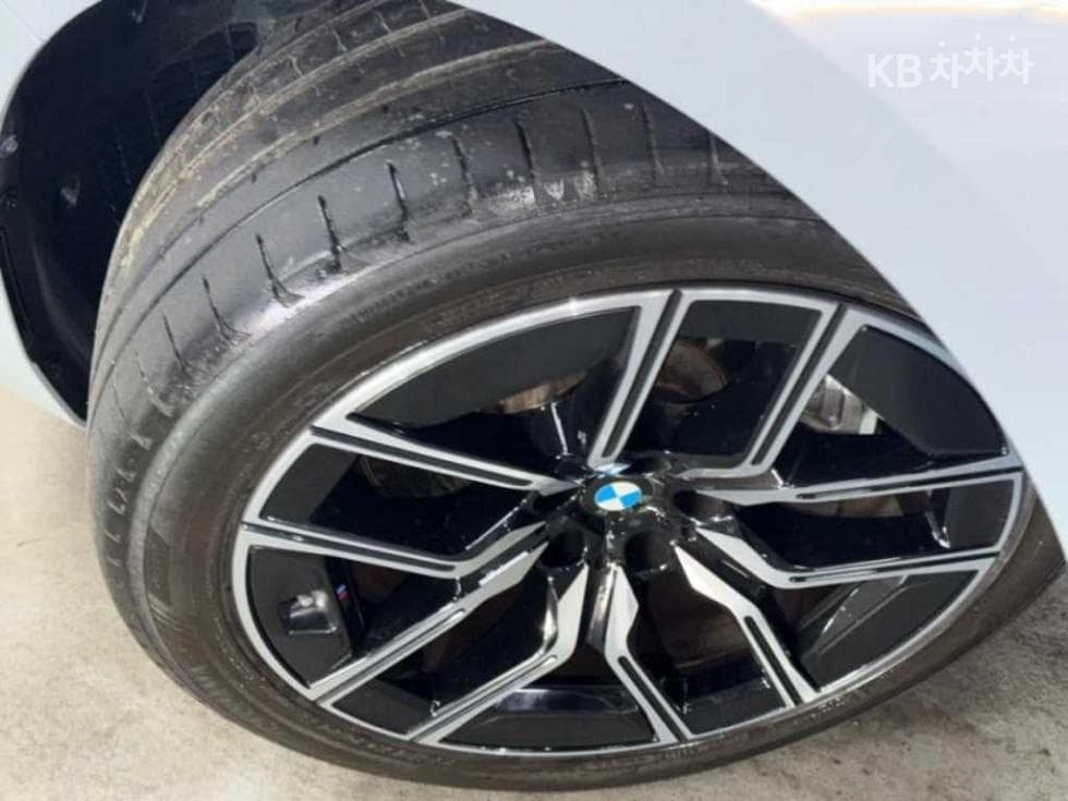 BMW 7시리즈(G70)740i xDrive M Sport - 20