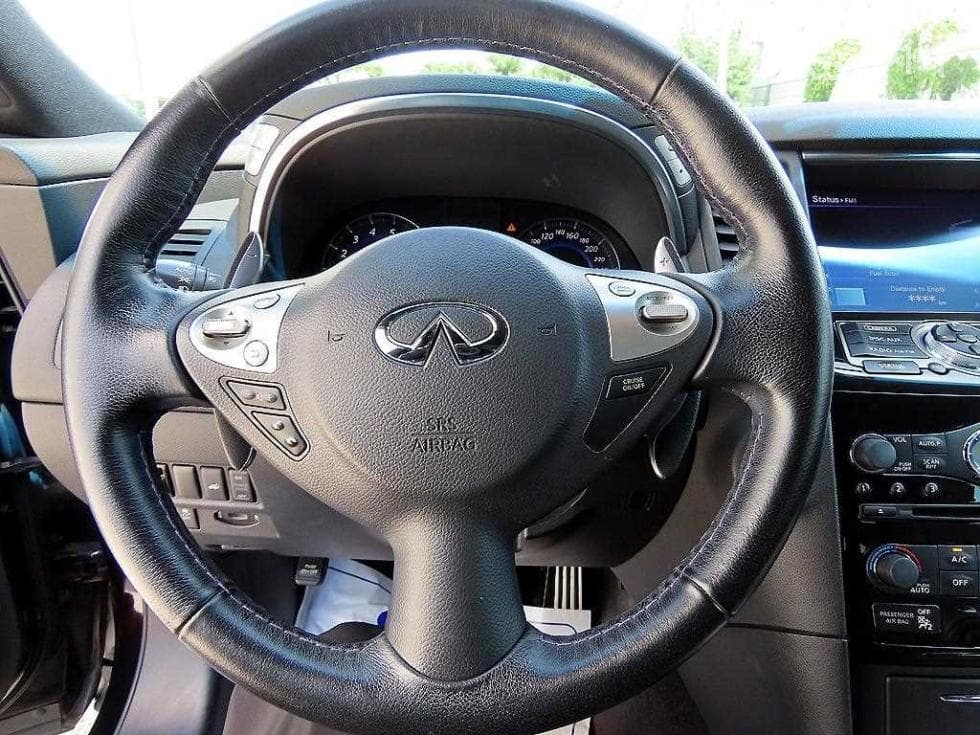 Местен피니티 QX70S 3.7 AWD - 8