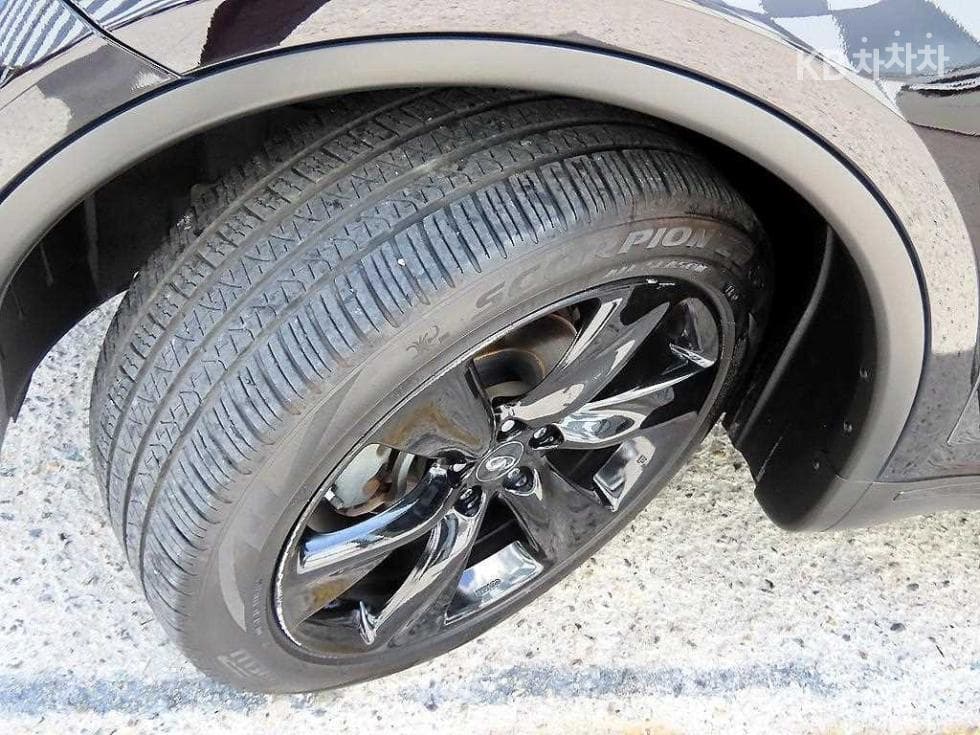Местен피니티 QX70S 3.7 AWD - 20