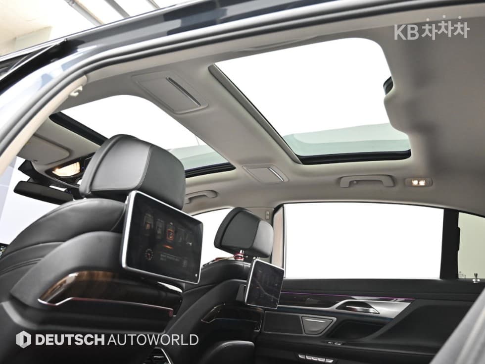 BMW 7시리즈 (G11)740Li xDrive Стандартен - 18