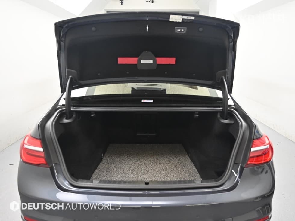 BMW 7시리즈 (G11)740Li xDrive Стандартен - 19