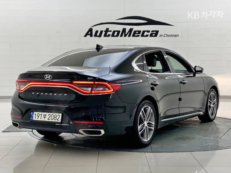 Хюндай Grandeur (Azera)IG3.0 Exclusive Стандартен - 2