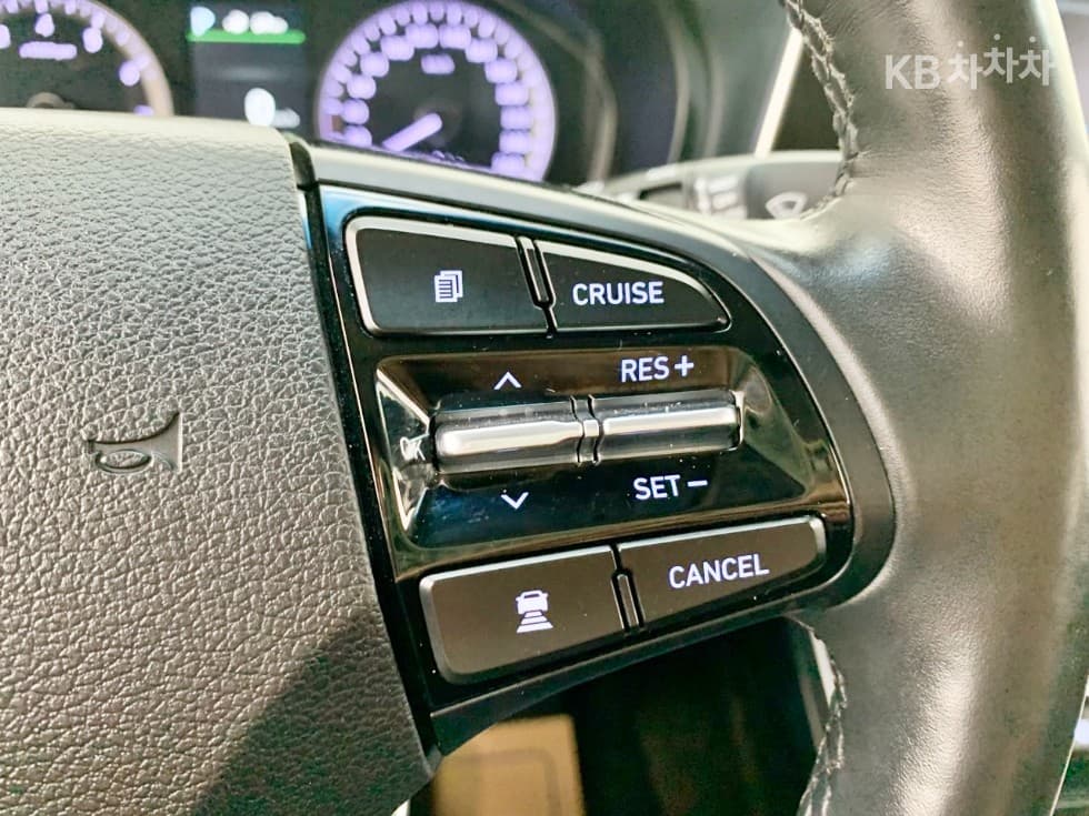 Хюндай Grandeur (Azera)IG3.0 Exclusive Стандартен - 19