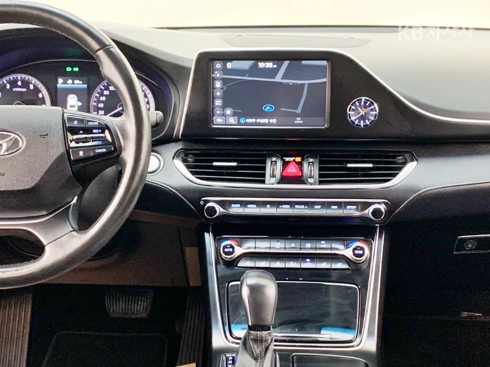 Хюндай Grandeur (Azera)IG3.0 Exclusive Стандартен - 11