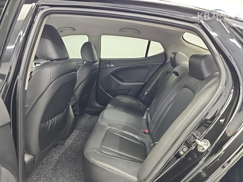 Kia K5Gasoline 2.0 Deluxe - 12