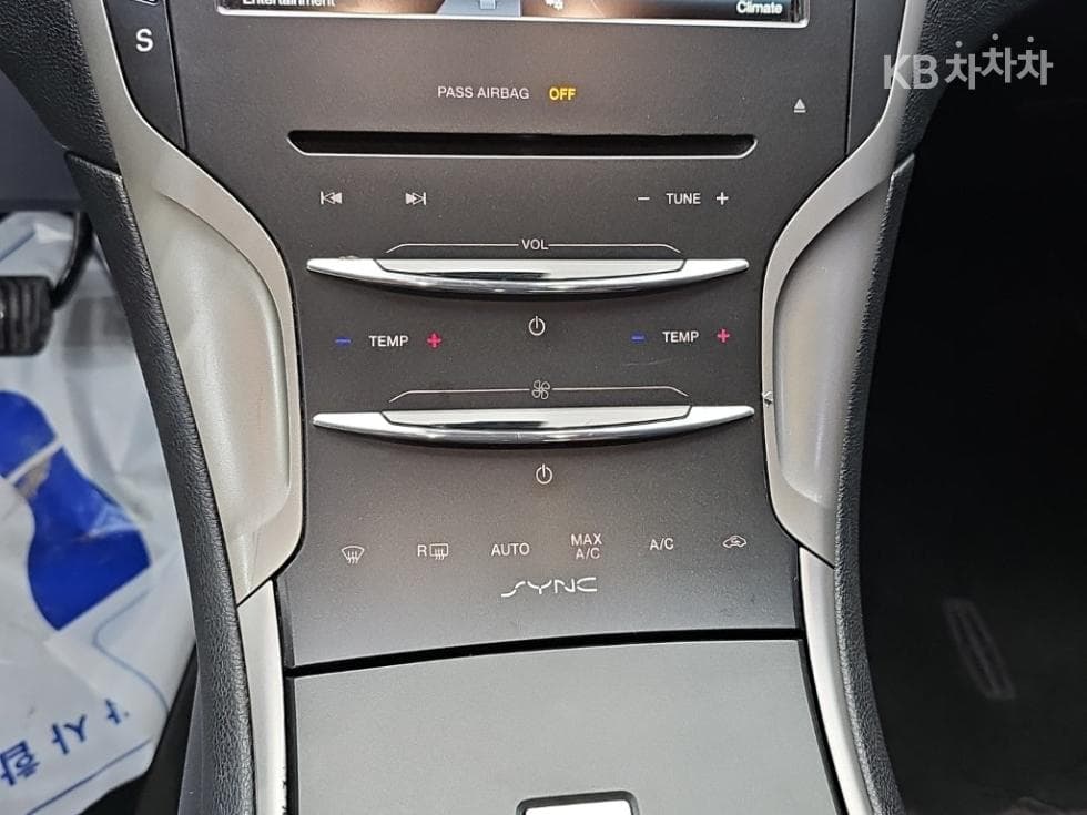 링컨 Нов MKZ2.0 EcoBoost RetractRoof&TechAWD - 10