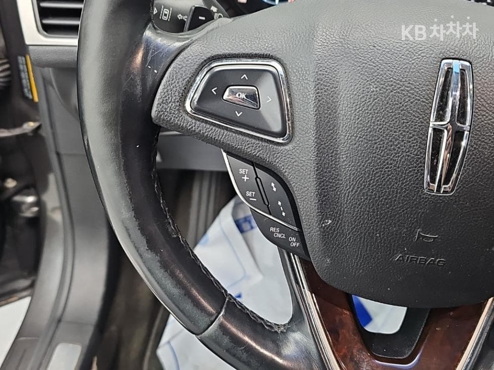 링컨 Нов MKZ2.0 EcoBoost RetractRoof&TechAWD - 18