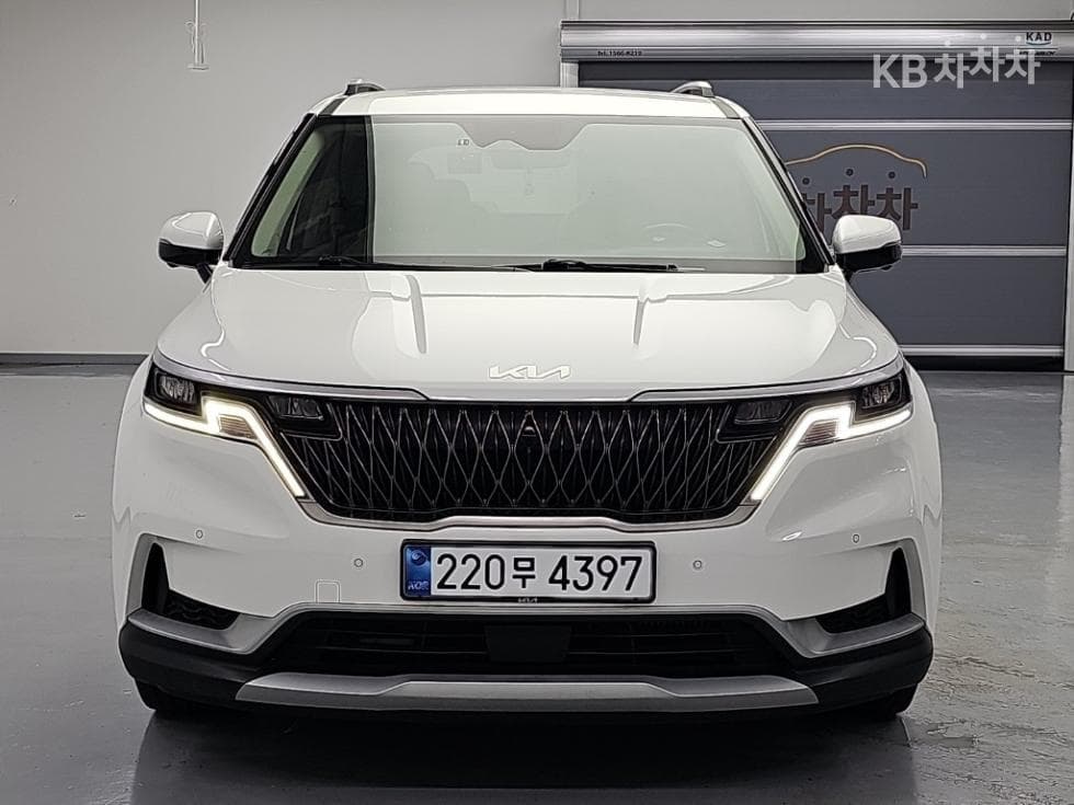 Kia Carnival 4th generationD2.2 9-seater Prestige - 2