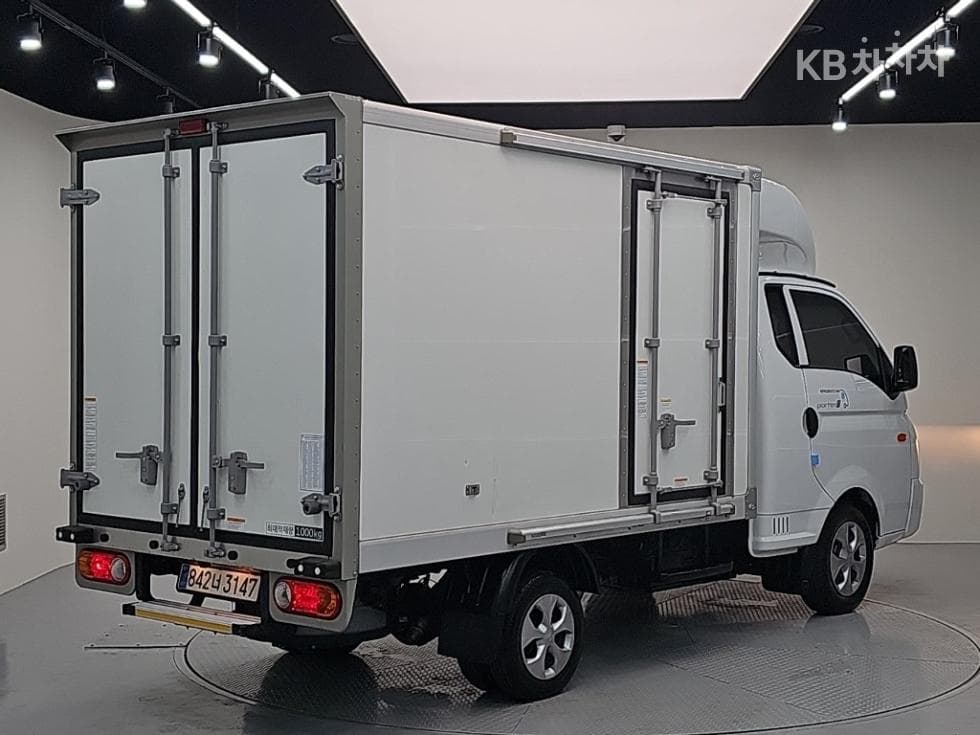 Хюндай Porter 2LPG 냉동Товарна надстройка차 Удължено междуосие Super Cab ModernPlus - 4